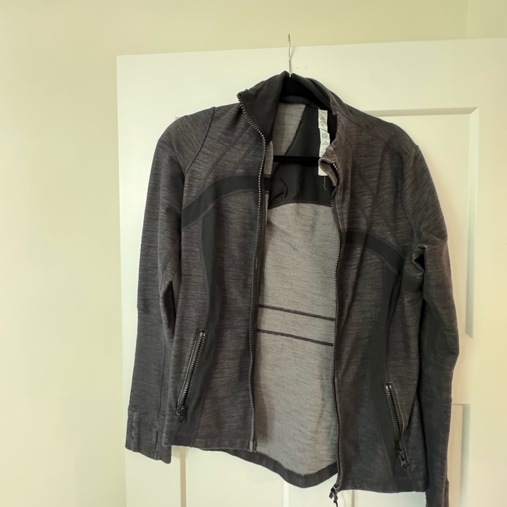 Lululemon Athletica Gray Lightweight Shirt Jacket